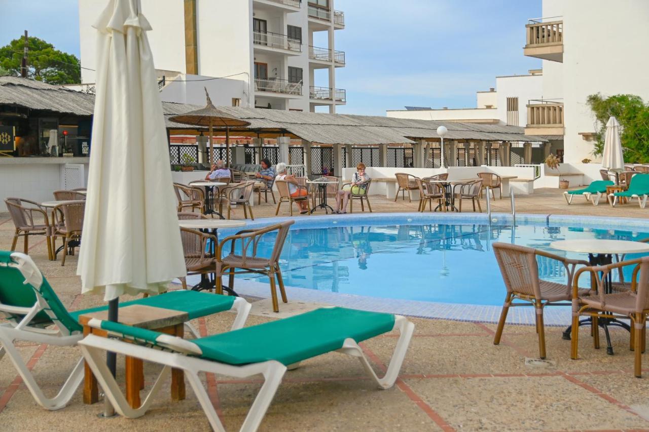 Pinos Playa Hotell
