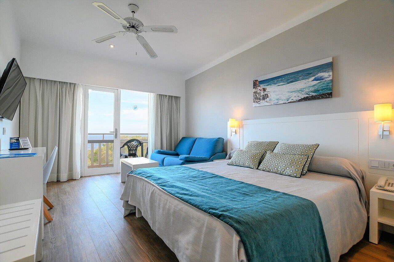 Hotell Pinos Playa 3*
